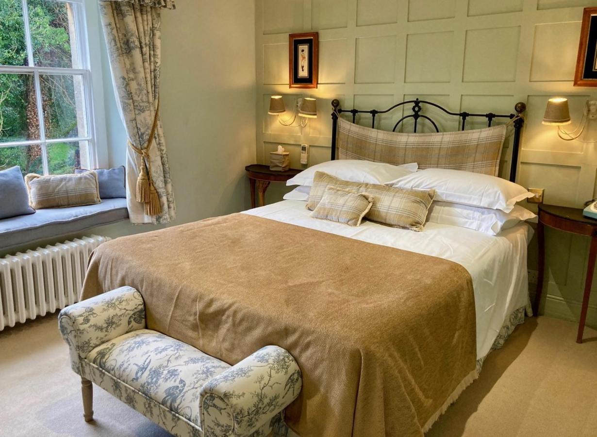 Burleigh Court Hotel Stroud  Ngoại thất bức ảnh