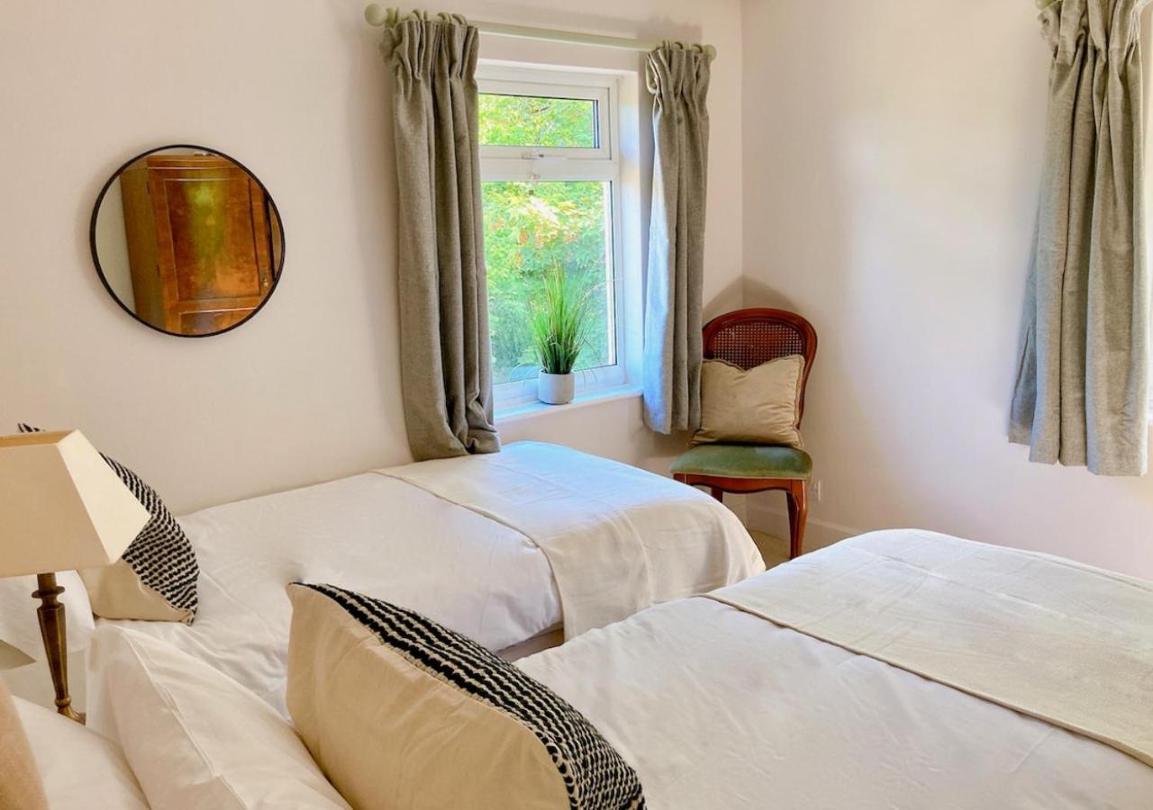 Burleigh Court Hotel Stroud  Ngoại thất bức ảnh